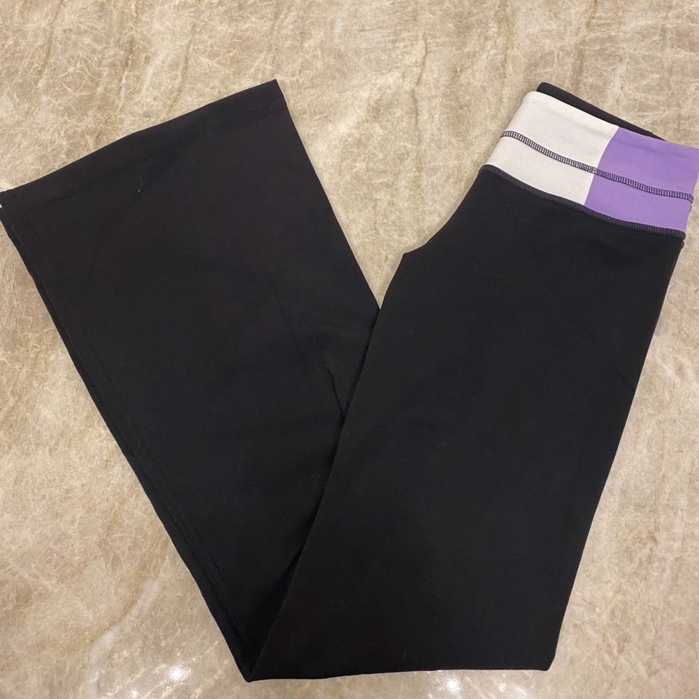 Lululemon G1 Flare/Wide Leg Yoga Pants.